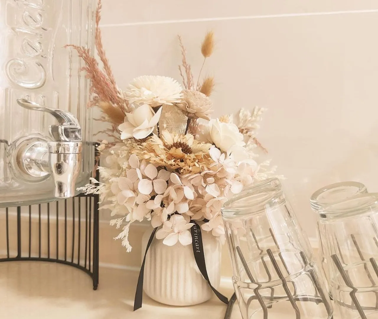 Apartamento 奢华海景套房 3房2厕 5-10人适合家庭入住 金海湾@Danga Bay Johor Bahru Malásia